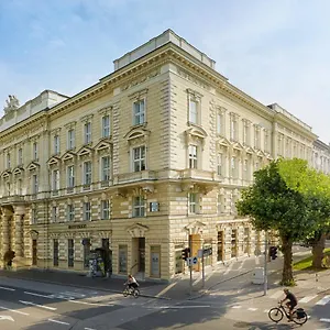 Hyperion 5*, Salzburg Avusturya
